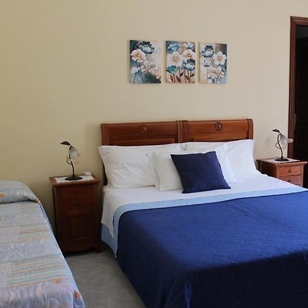 Raggio Di Sole Bed & Breakfast มาการี ภายนอก รูปภาพ