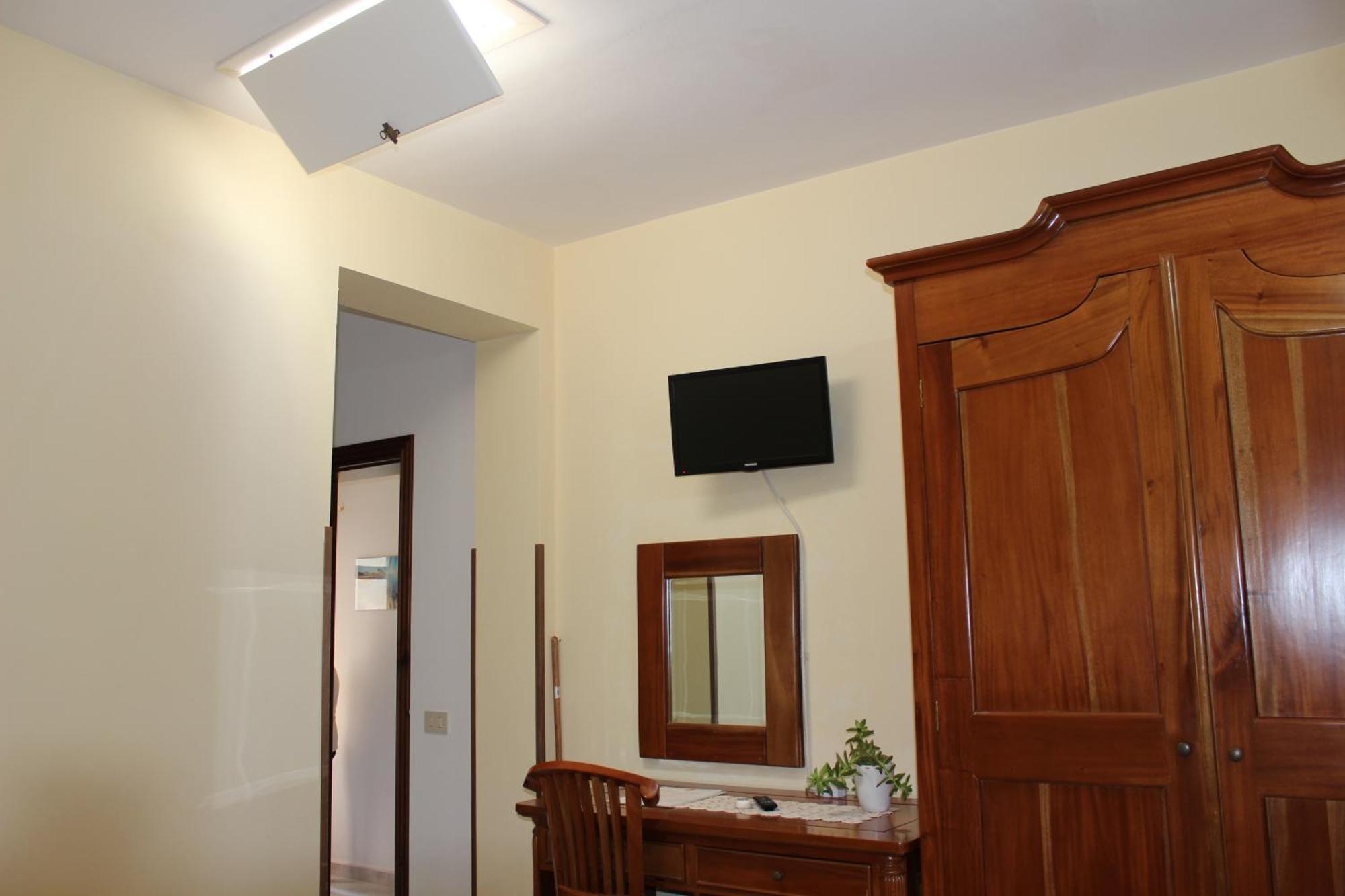 Raggio Di Sole Bed & Breakfast มาการี ภายนอก รูปภาพ