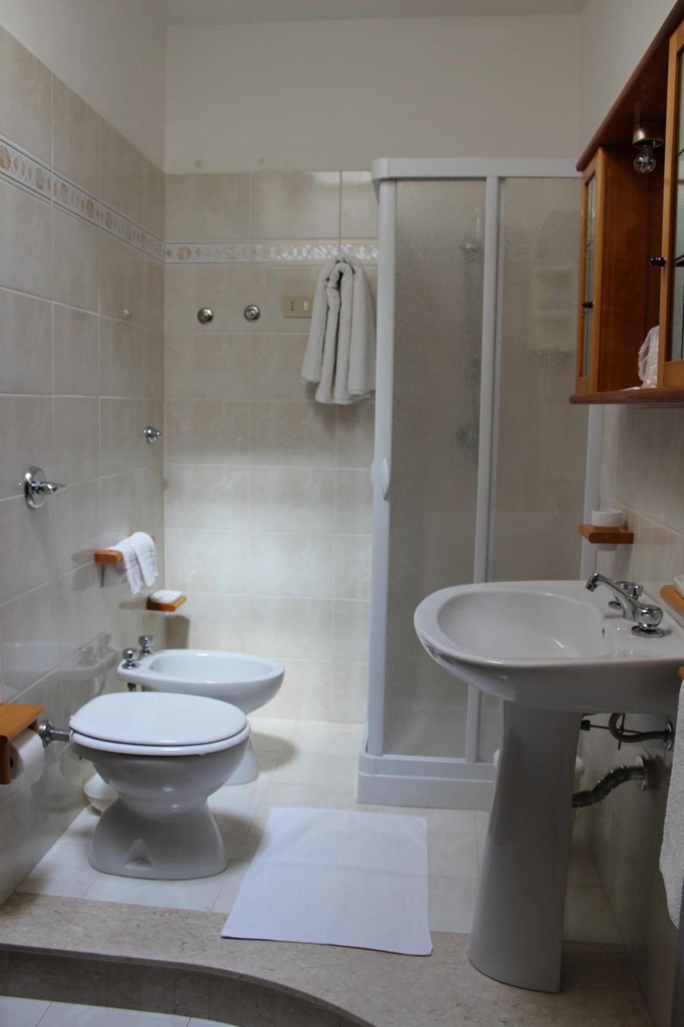 Raggio Di Sole Bed & Breakfast มาการี ภายนอก รูปภาพ
