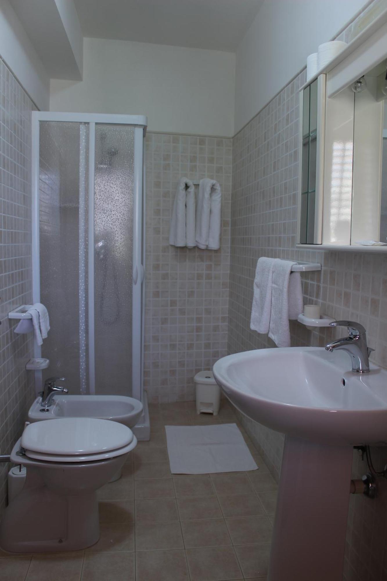 Raggio Di Sole Bed & Breakfast มาการี ภายนอก รูปภาพ