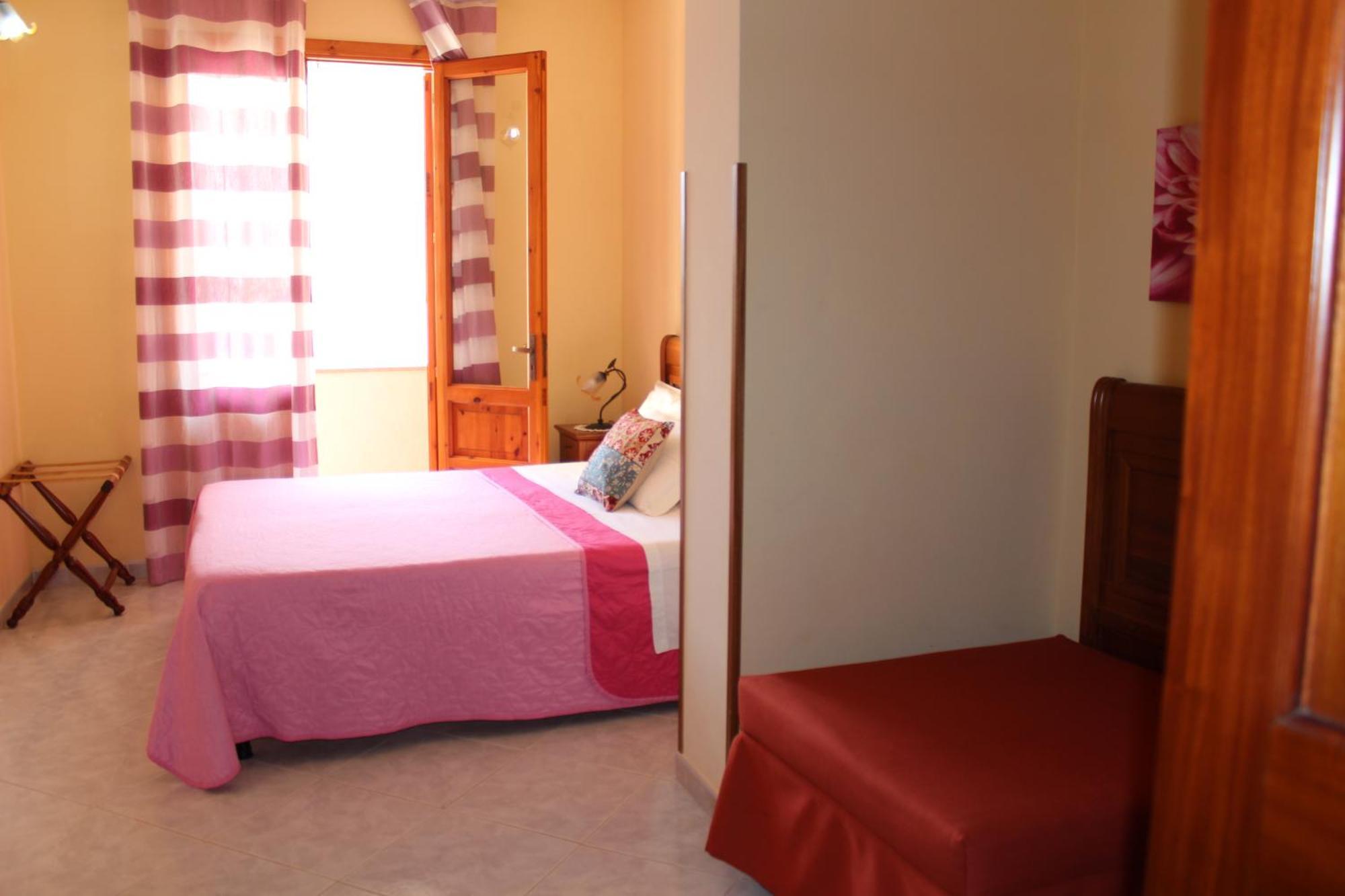Raggio Di Sole Bed & Breakfast มาการี ภายนอก รูปภาพ
