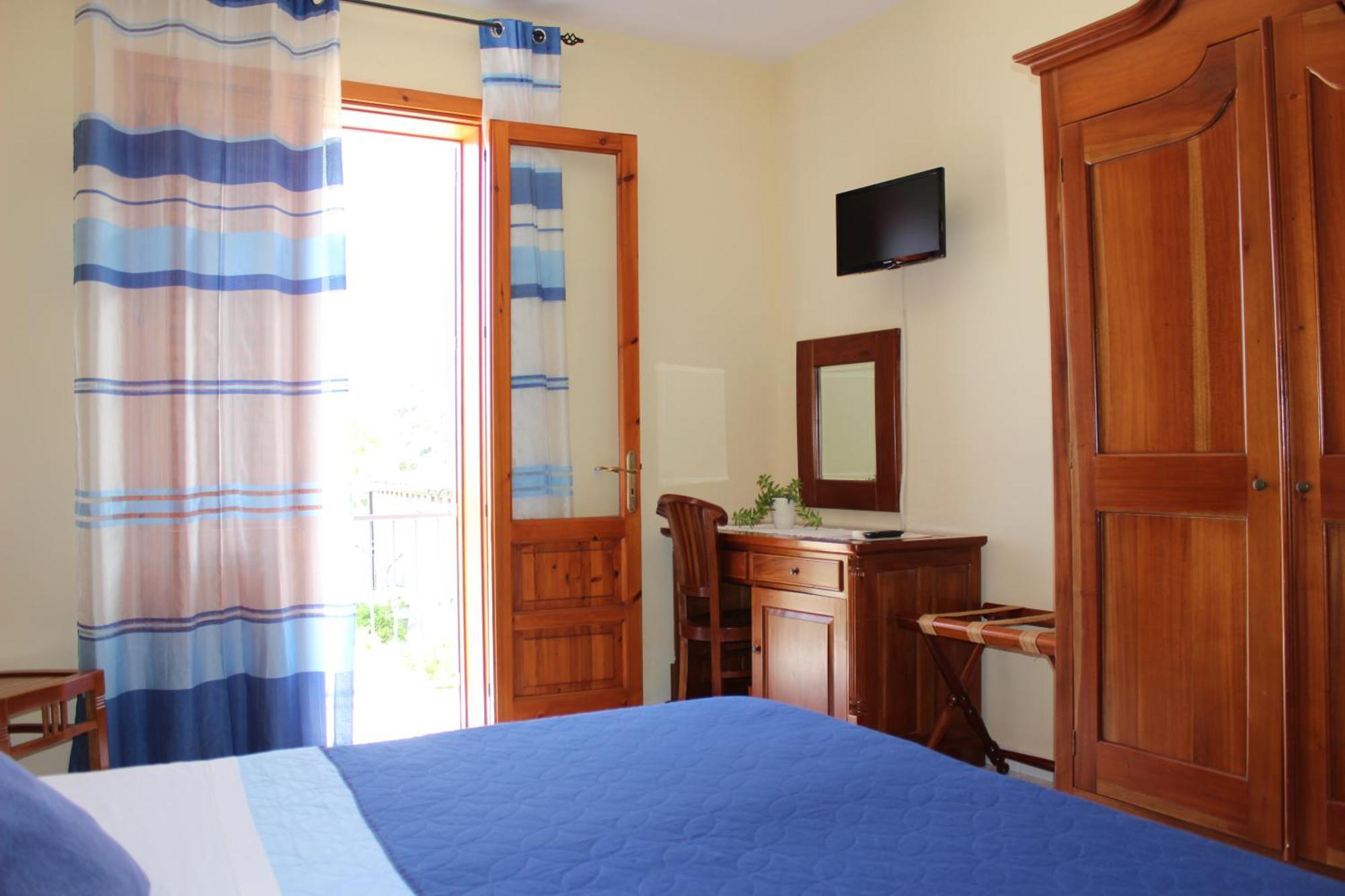 Raggio Di Sole Bed & Breakfast มาการี ภายนอก รูปภาพ