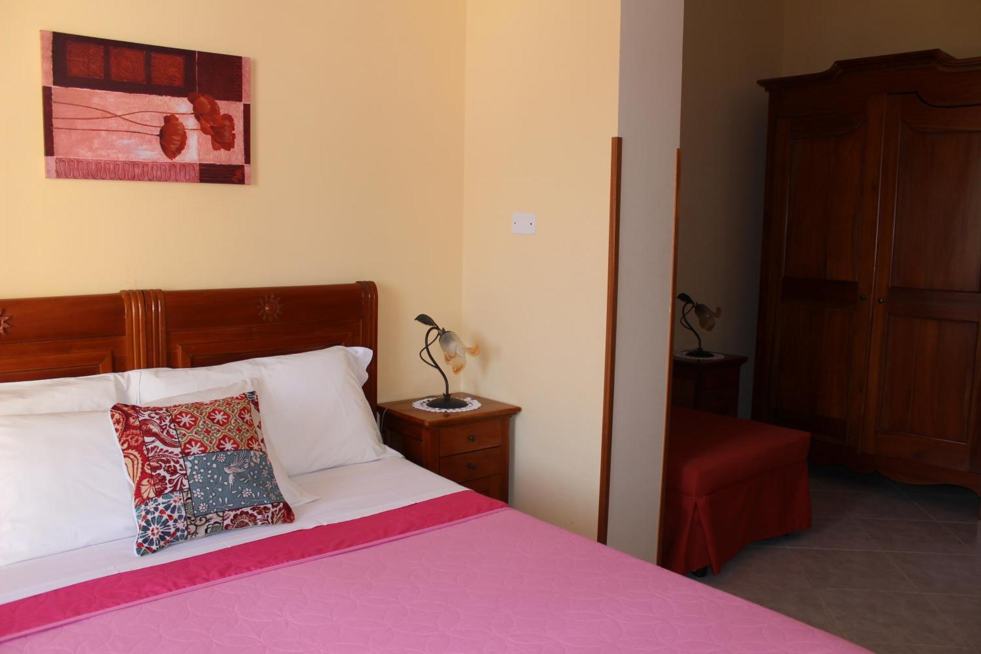 Raggio Di Sole Bed & Breakfast มาการี ภายนอก รูปภาพ