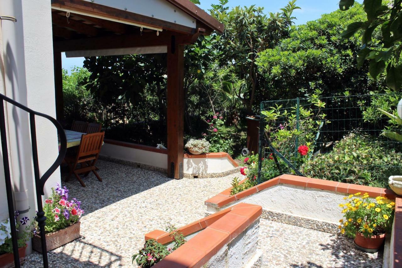 Raggio Di Sole Bed & Breakfast มาการี ภายนอก รูปภาพ