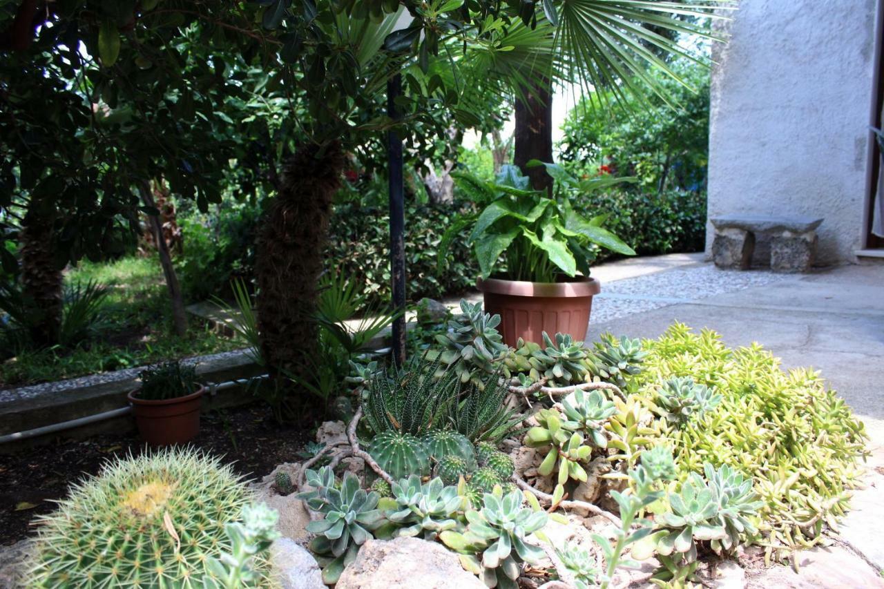 Raggio Di Sole Bed & Breakfast มาการี ภายนอก รูปภาพ