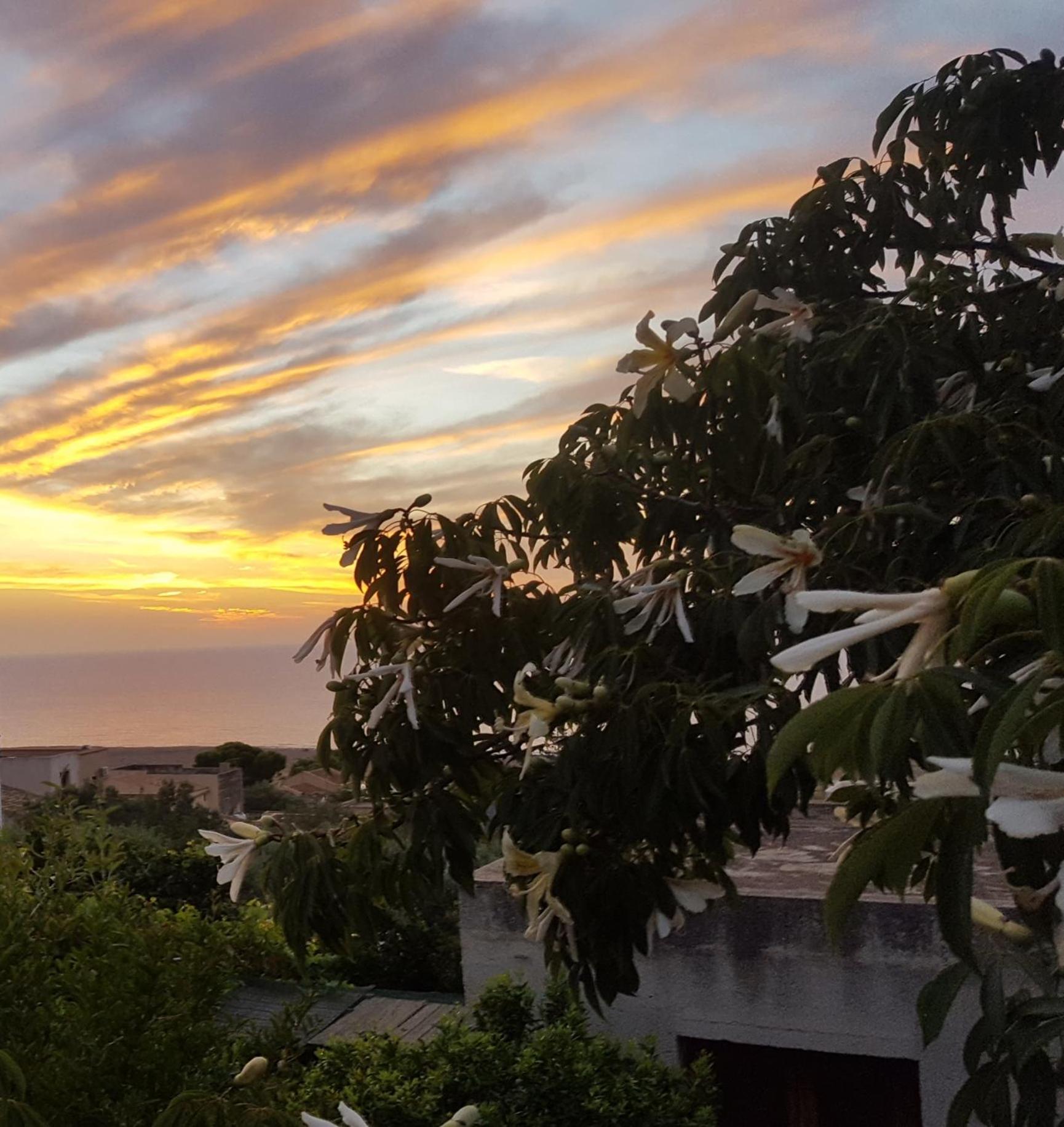 Raggio Di Sole Bed & Breakfast มาการี ภายนอก รูปภาพ